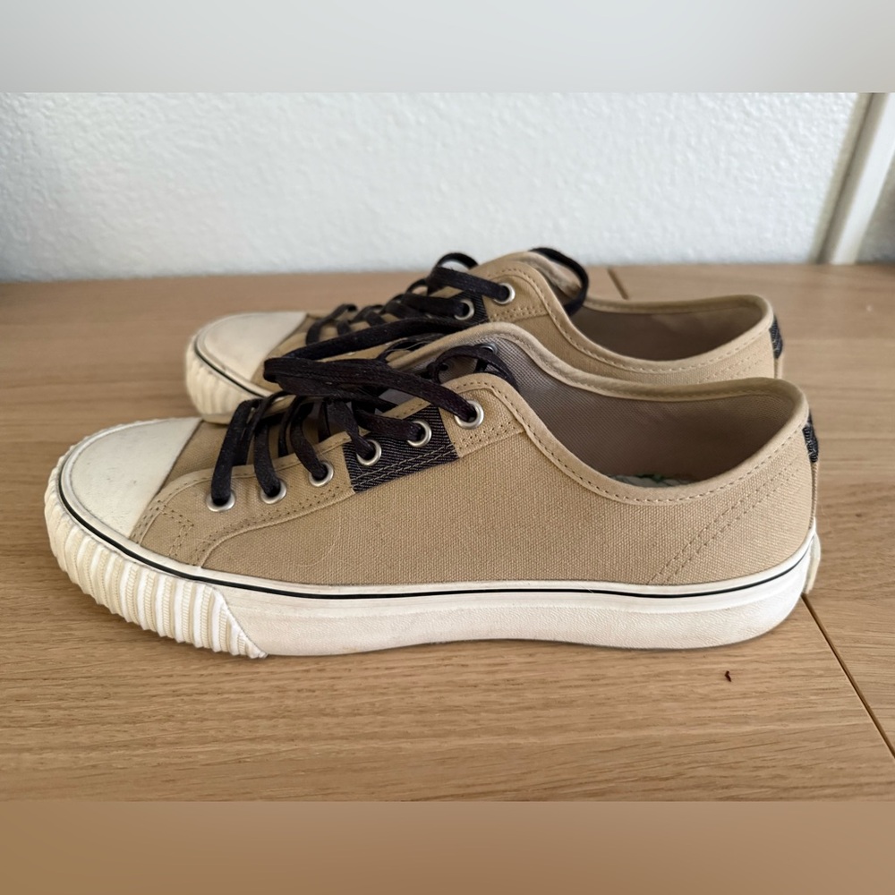 PF Flyers low